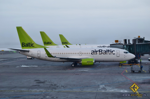Boeing 737-36Q